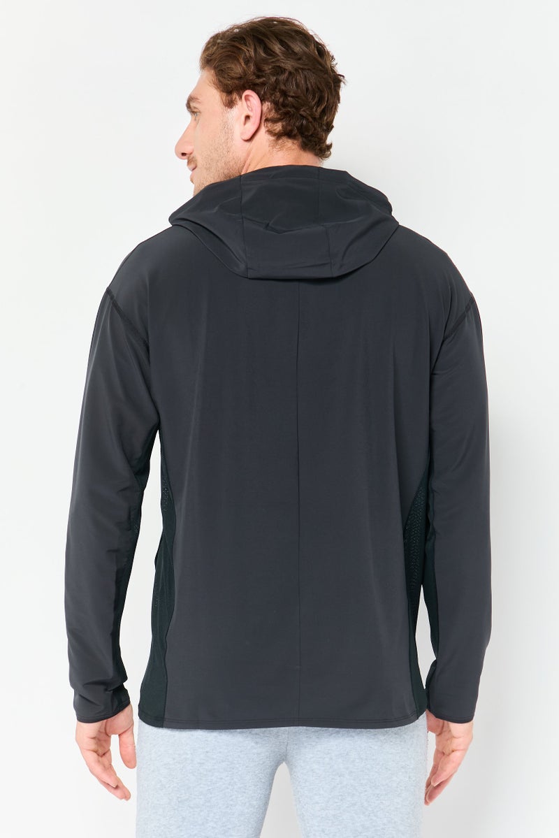 Nike هودي تدريب بأكمام طويلة للرجال بتصميم قياسي، أسود - Image 4