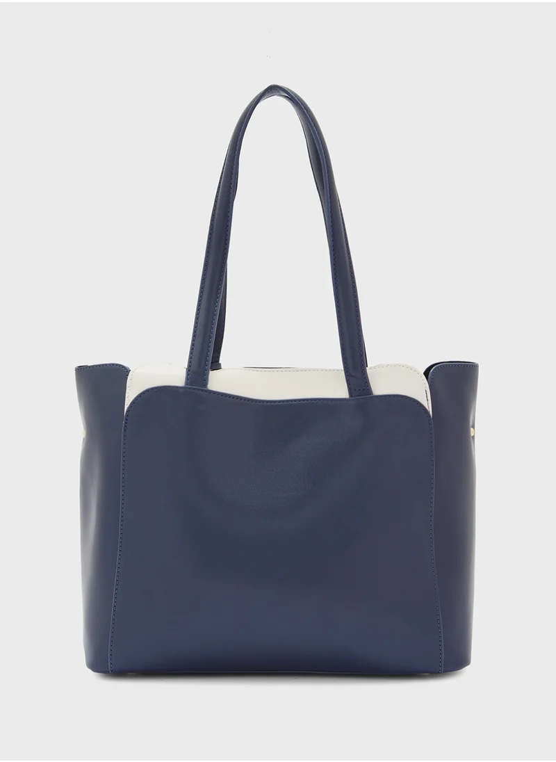 خزانة Color Black  Tote Bag With Fob Detail