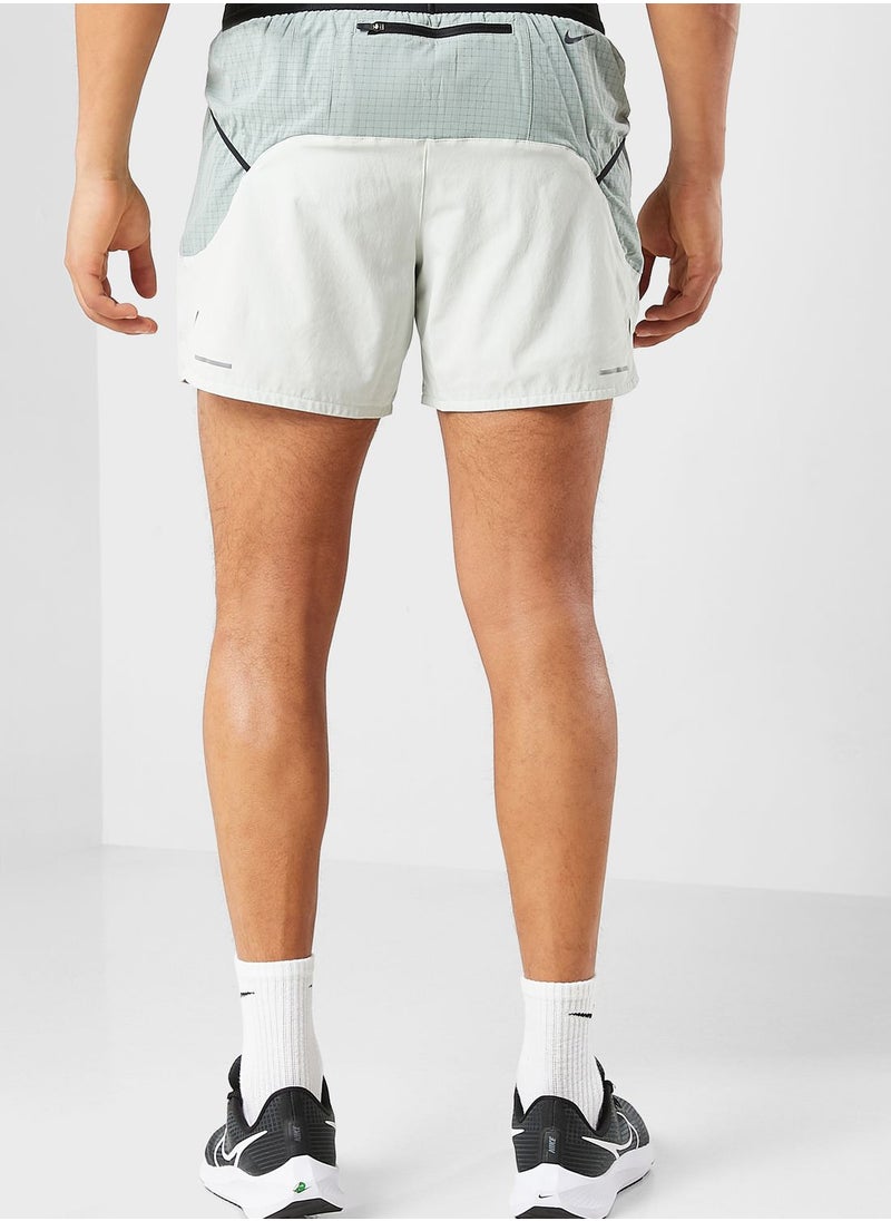 Nike - 5" Dri-Fit Trail Shorts - Image 1