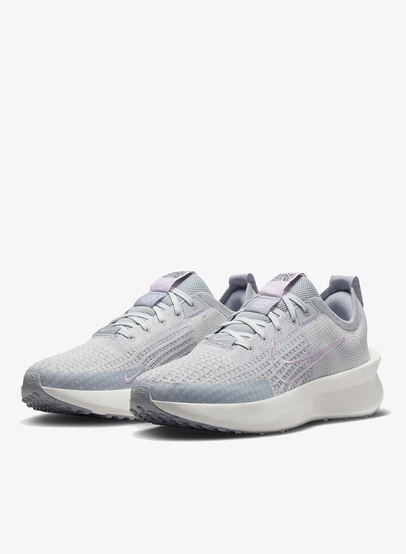 نايكي أحذية جري نسائية تفاعلية للطرق