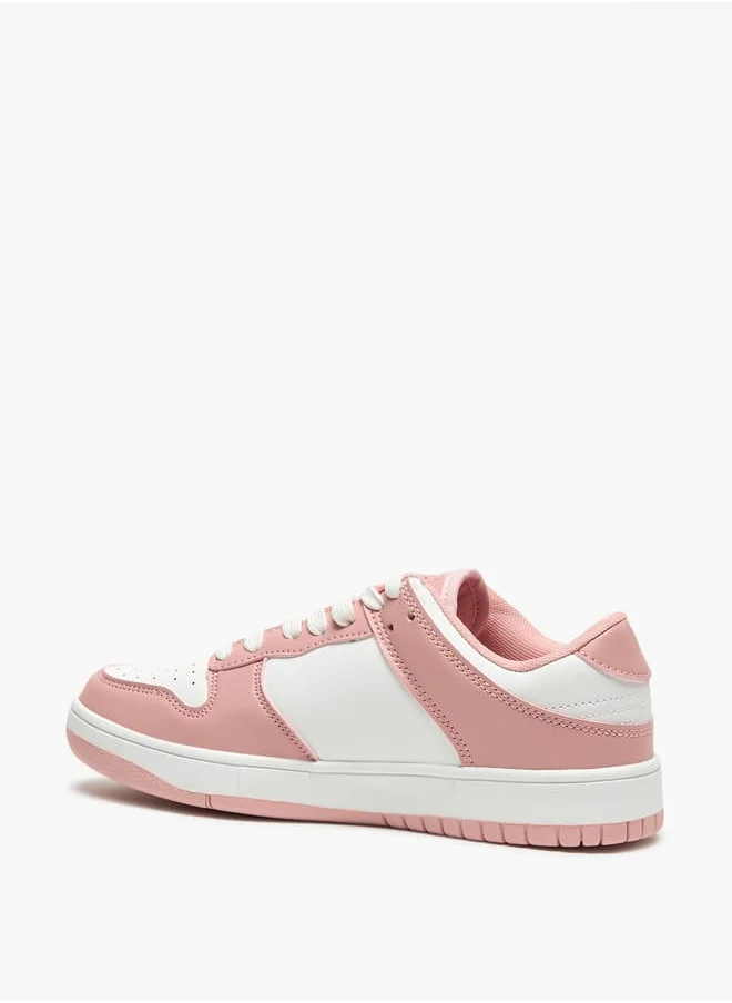 شو اكسبرس Womens Textured Lace-Up Sneakers
