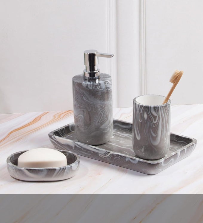 SET OF 4 PC POLYRESIN BATHROOM SET SILVER