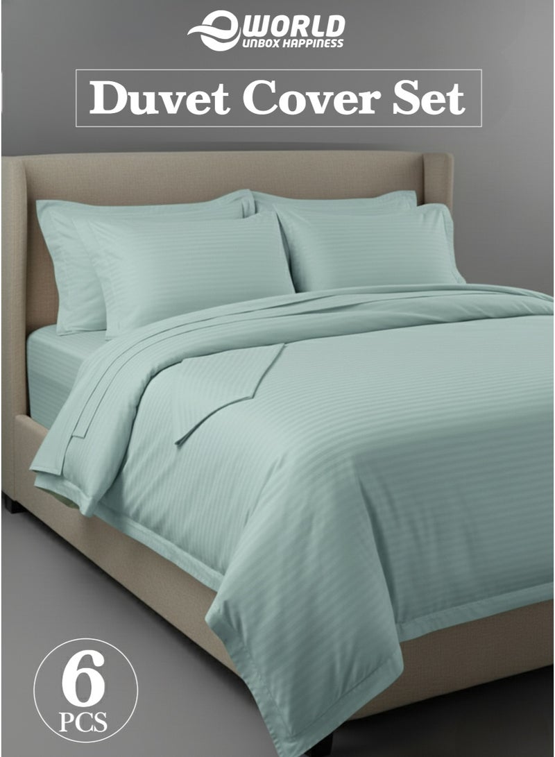 إي وورلد طقم لحاف مخطط فاخر لجميع المواسم – طقم مكون من 6 قطع باللون الأخضر الباستيل | مقاس كينغ 220×240 سم | فائق النعومة، مقاوم للتجاعيد وصُنع في دبي | يشمل غطاء لحاف، ملاءة مطاطية (200×200 سم) و4 أغطية وسائد (50×70 سم) - Image 1
