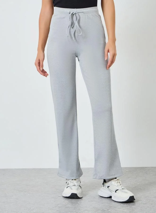 تايك تو بنطال سادة بأرجل مستقيمة بتفاصيل محبوكة