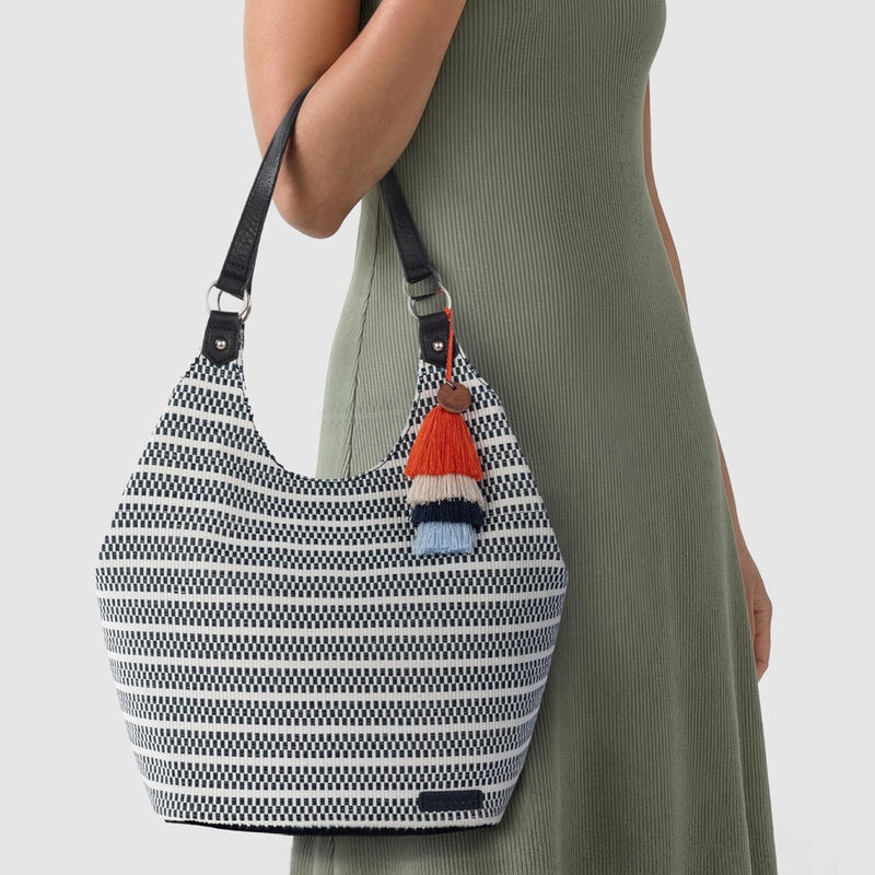Sakroots Roma Expandable Shopper â€“ Versatile Tote Bag with Expandable Design, Zipper Closure & Multiple Pockets for Work, Travel or Everyday Use - Black & White Woven - Image 2