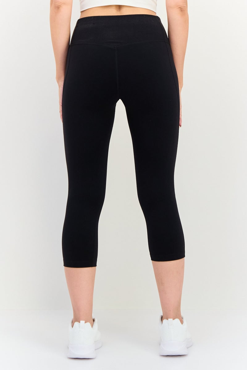 Nike Women Sportswear Fit Pull On Training Capri Leggings, Black - Image 3