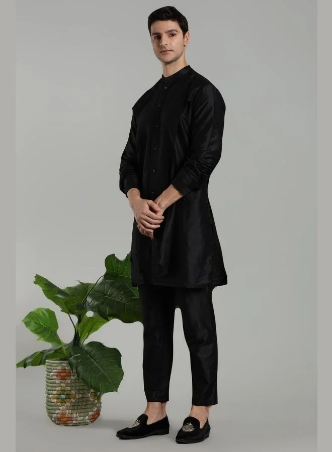 أبهشتي Black Flap Detail Button Down Kurta