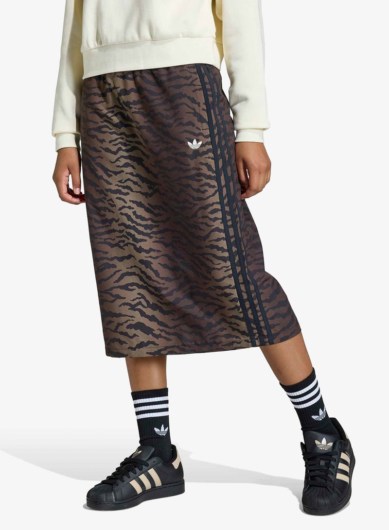 adidas Originals Youth Slim Aop Twill Skirt - Image 1