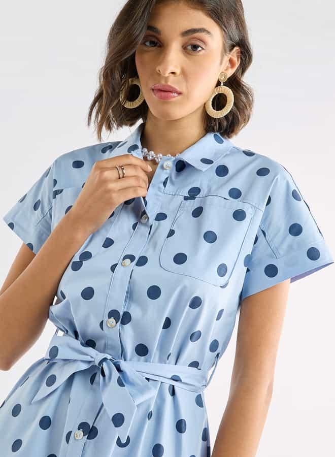 سبلاش فيڤ فستان قميص بطبعات منقّطة وجيوب ورباط - Image 4