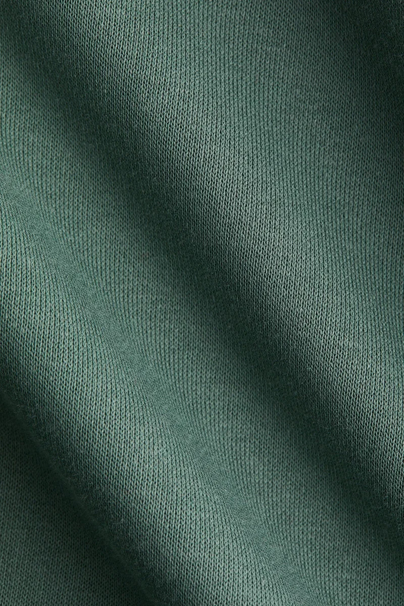 اتش اند ام بلوزة رياضية بقصّة فضفاضة