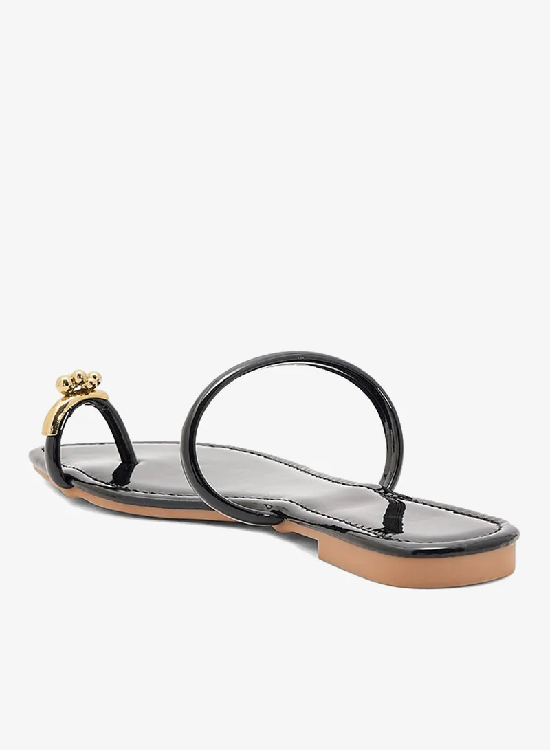 ELLA Minimal Flat Sandal