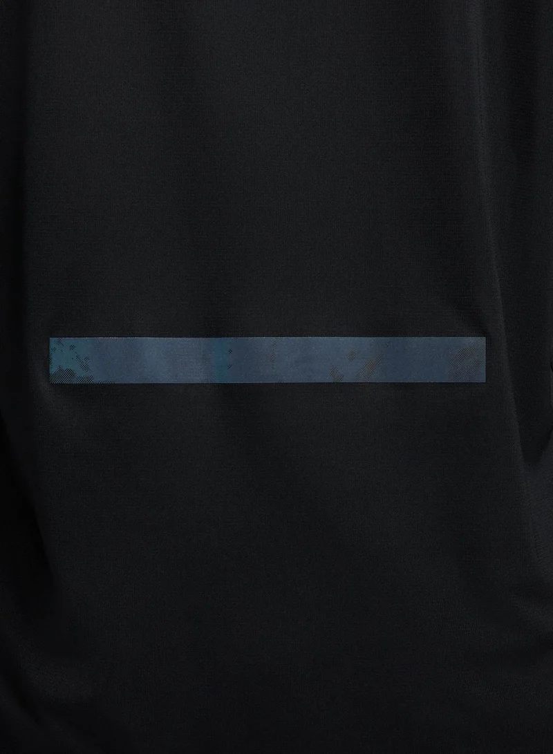 Nike Men's Dri-FIT Run Division Rise 365 Running Top