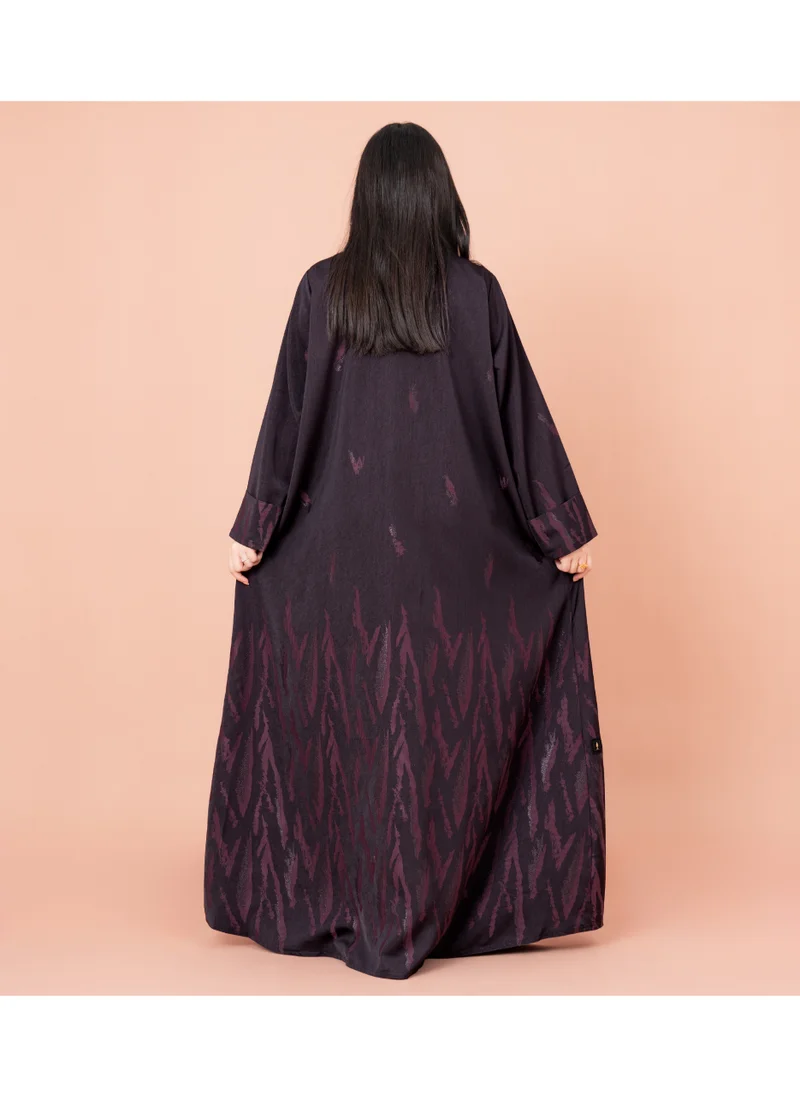 IKKXA Elegant Stripes Printed Abaya