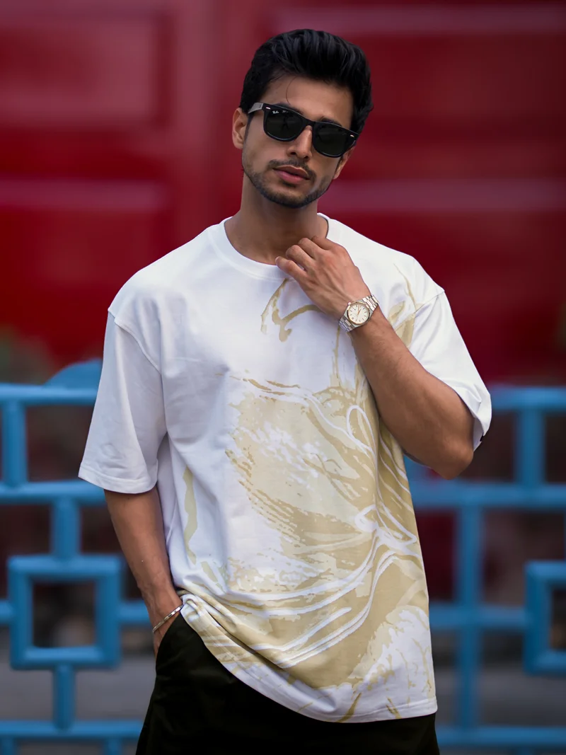 مانياك تيشيرت رجالي مانياك قطن أبيض وأخضر بطبعة ورقبة دائرية ونصف كم