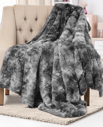 Everlasting Comfort Faux Fur Throw Blanket  Soft Fluffy Fuzzy Plush Thick Throws
