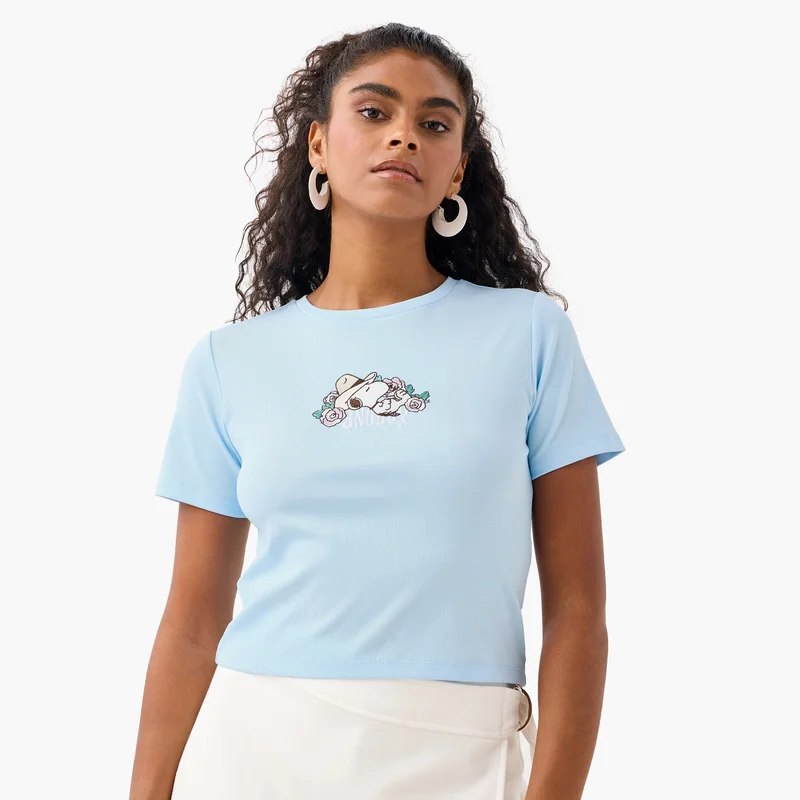 اس بي كاركترز Snoopy Print Crew Neck Crop T-shirt