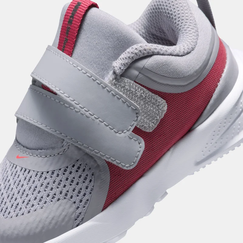 Nike Kids' Star Runner 5 Shoes