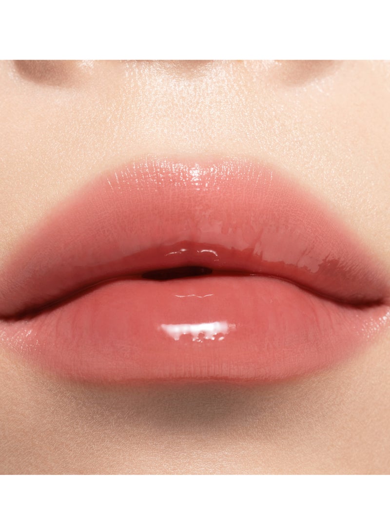 INTO YOU CC04 Peninsula Red Lip Gloss - Vibrant & Hydrating Lip Color for a Luminous Finish - Image 2