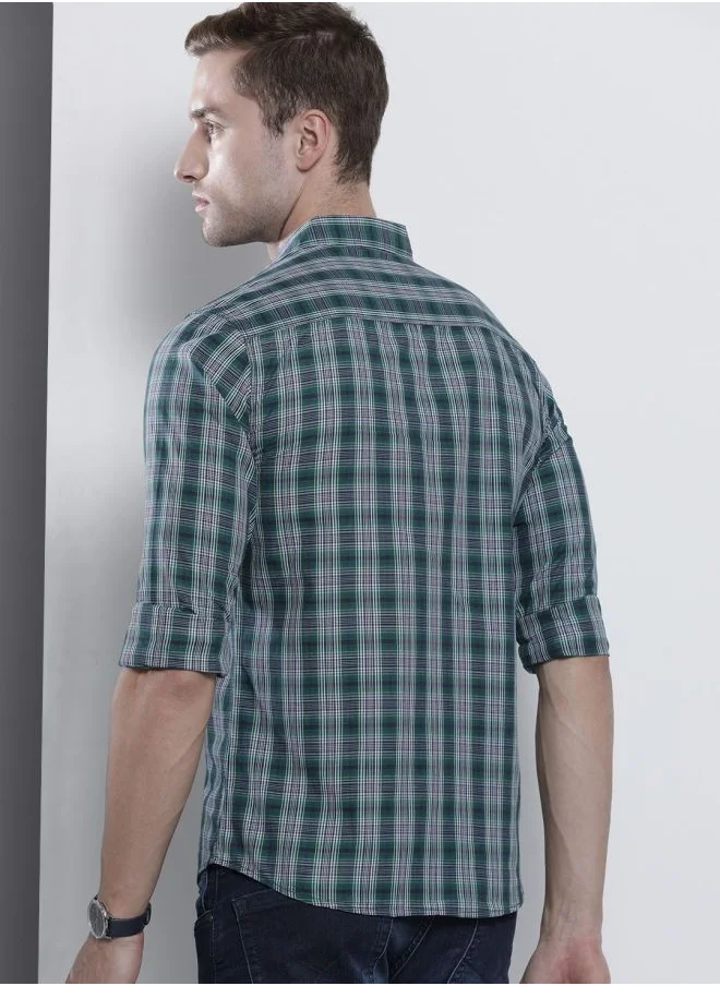 The Indian Garage Co Men Slim Fit Checkered Full Sleeves Spread Collar Casual Shirt