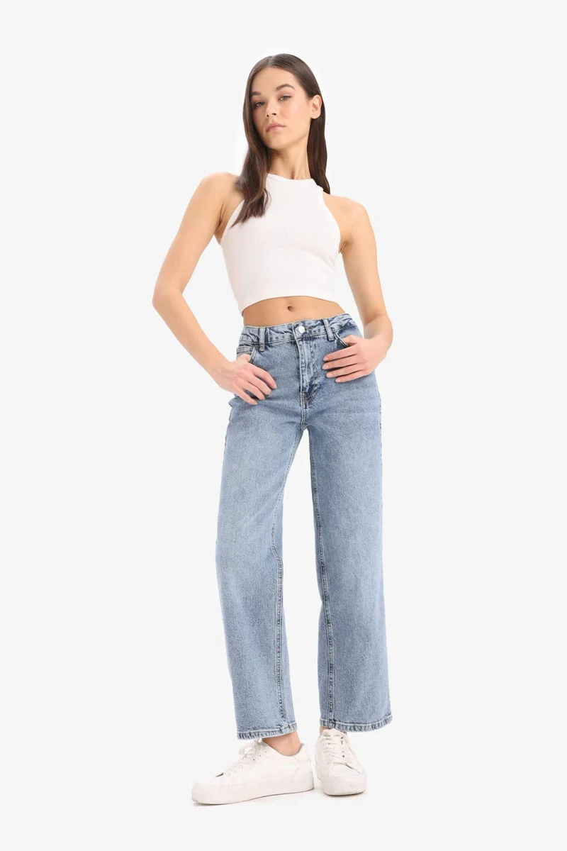 ديفاكتو Comfort Straight Fit High Waist Ankle Length Washed Jeans