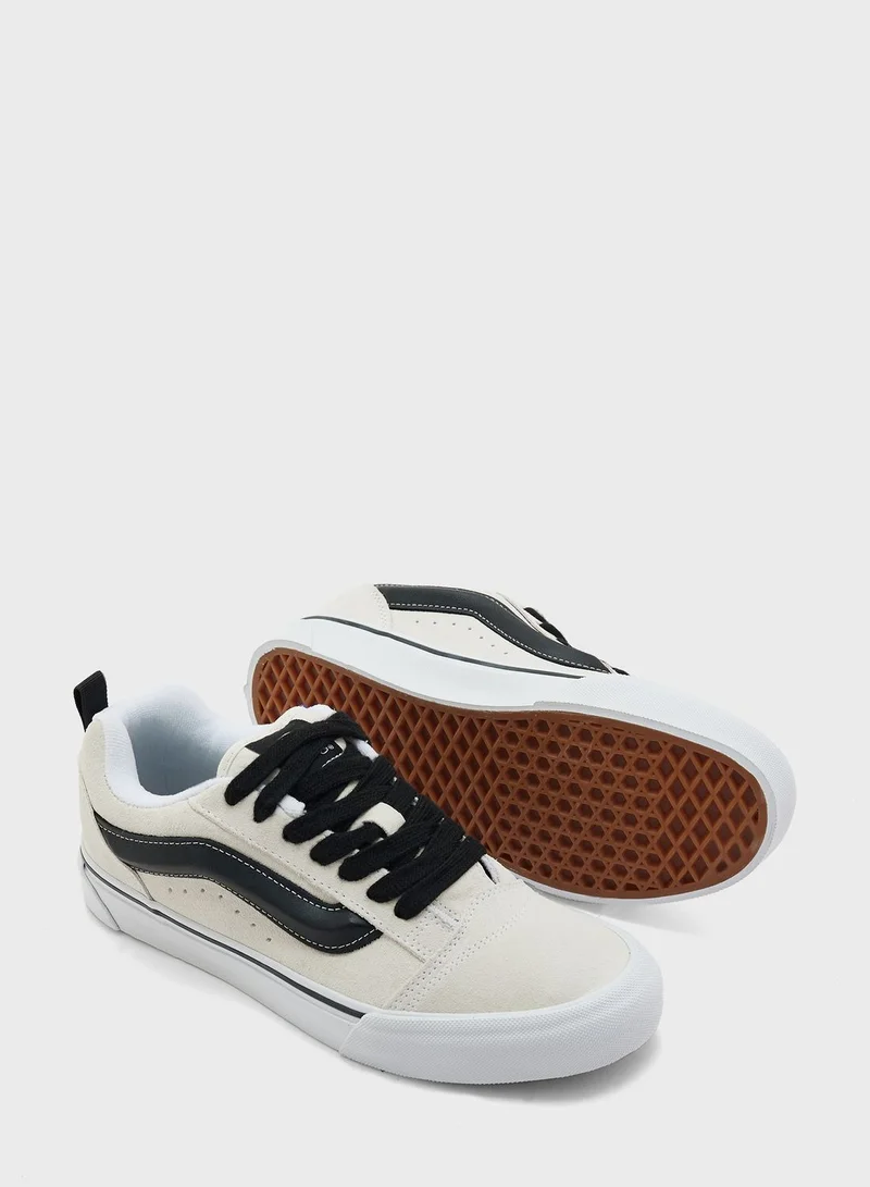 VANS Knu Skool Sneakers