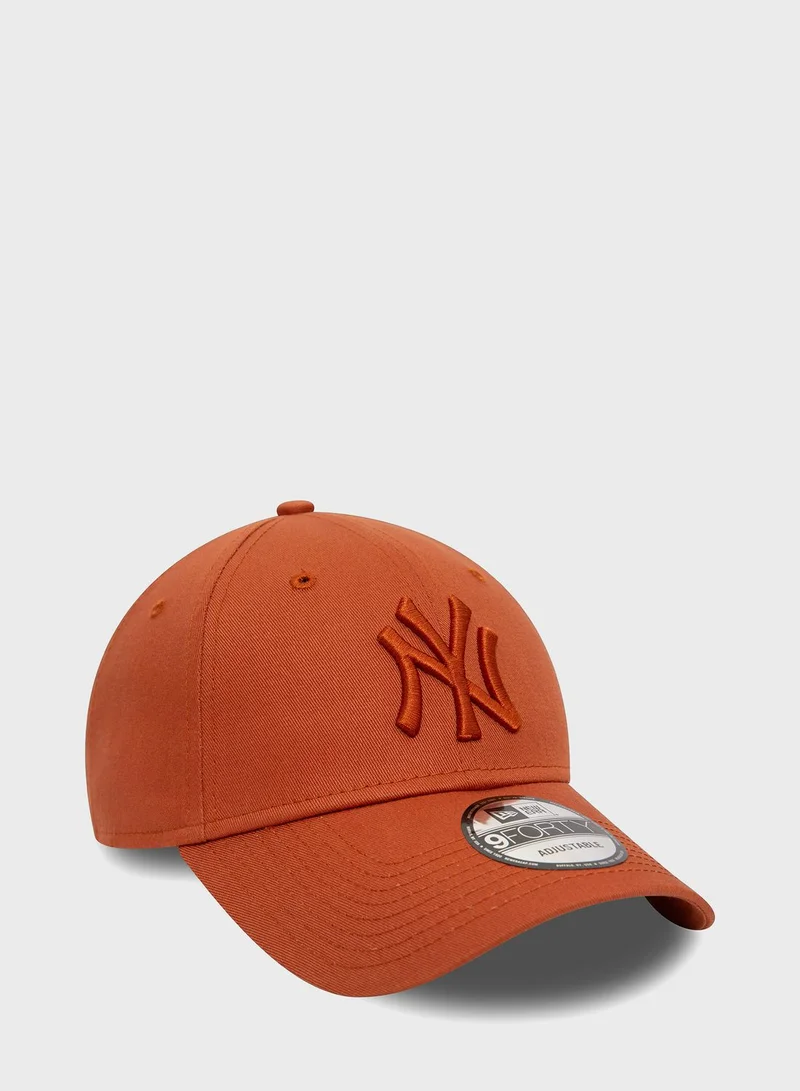 NEW ERA 9Forty New York Yankees Essential League Cap