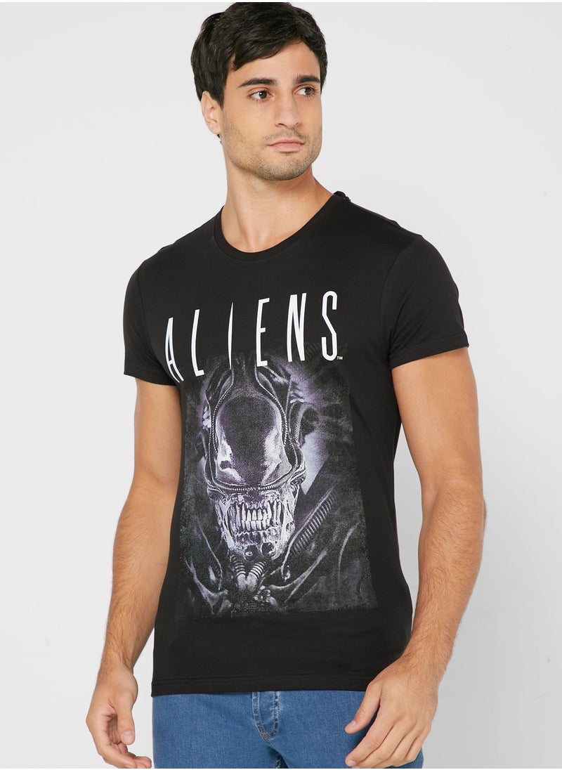 Aliens Crew Neck T-Shirt - pzsku/Z048EF59E7DEFFC63F1BFZ/45/_/1698966182/a2d79e73-1f62-4169-b8d9-0194745f31a6