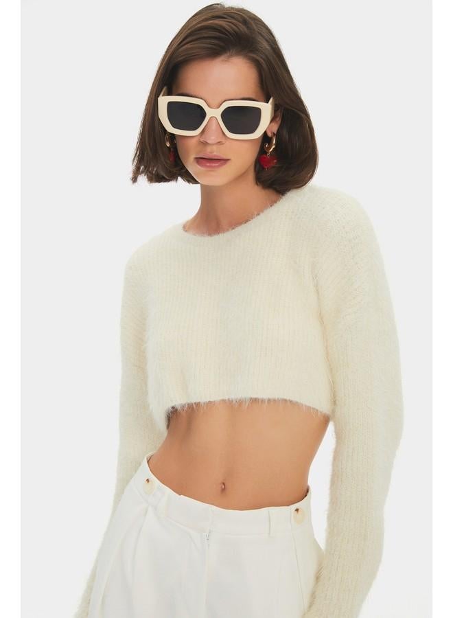 JUNE Women Crew Neck Crop Knitwear Sweater Beige - Image 1