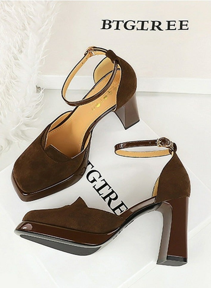 بيج تري منصة المرأة الكعب العالي المربع المغلق إصبع القدم مضخات البني 9 سم - Image 3