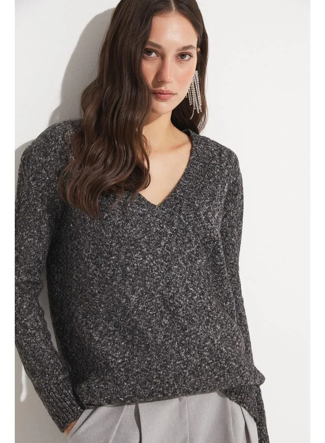 جون June Women Cotton Blend Wide Fit V-Neck Knitwear Sweater Anthracite