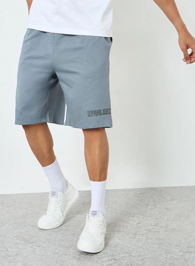 ستايلي شورت قصة واسعة بطبعة