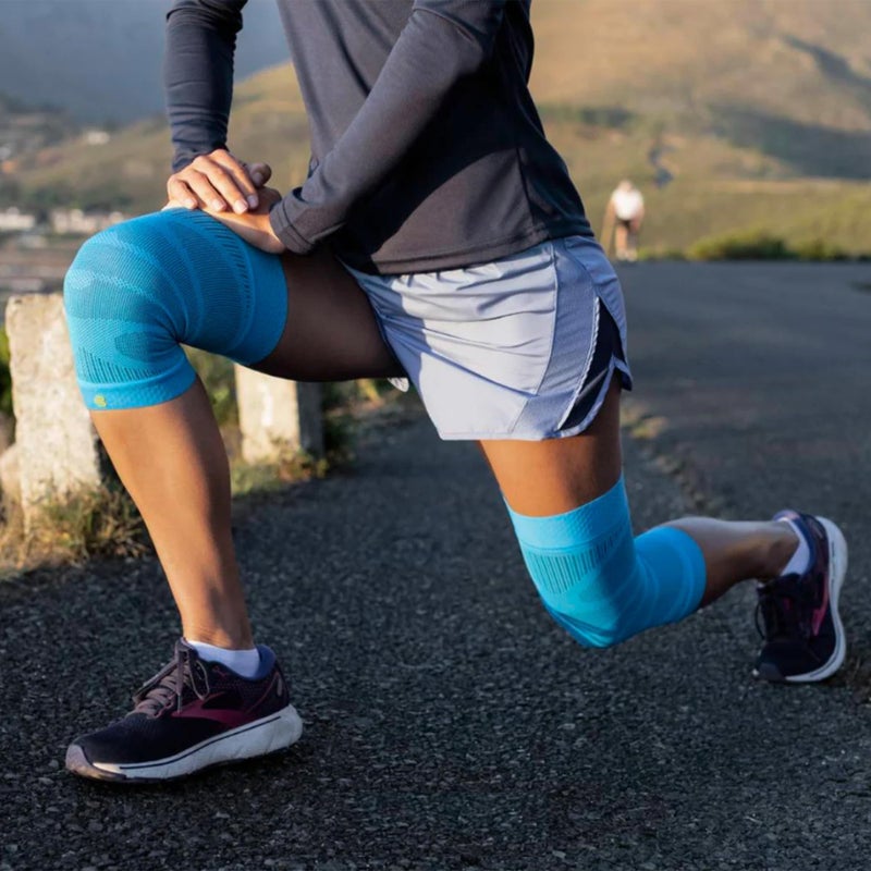 Bauerfeind Sports Compression Knee Support - Knee Sleeve for Relief and Support - Seamless Compression for better Performance - Lightweight & Durable - Black, Medium - Image 4