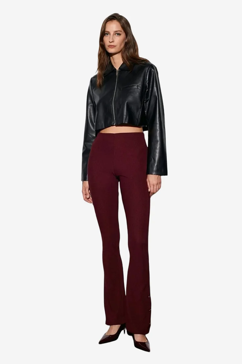 ديلفين DILVIN High-Waist Flare Leggings with Button Detail