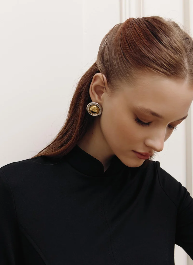 Lichi  Two metal round earrings for Women | Best Price UAE