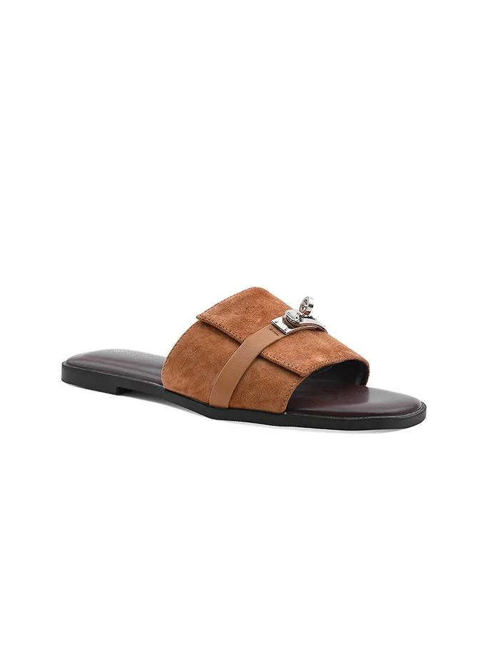 كابلي Flat Sandal – Deep Neutral Comfort