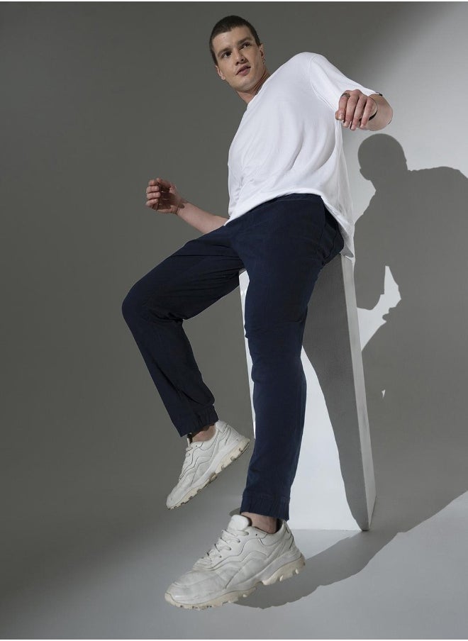 Hubberholme بنطلون تشينو رجالي أنيق بقصّة Slim Fit  - Image 3