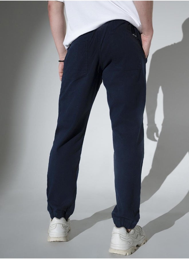 Hubberholme بنطلون تشينو رجالي أنيق بقصّة Slim Fit  - Image 1