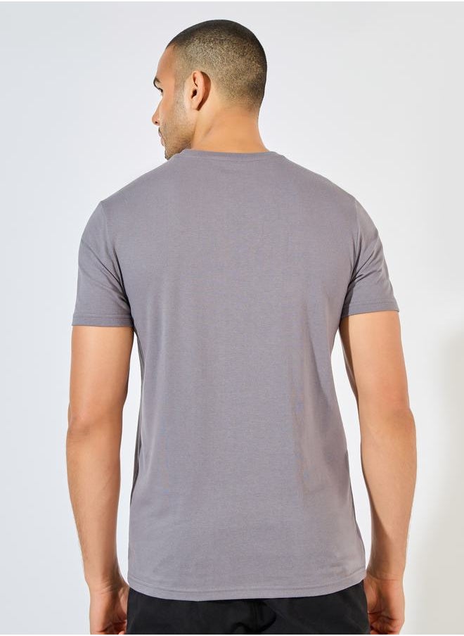 Styli Solid Regular Fit Cotton Rich T-Shirt  - Image 4