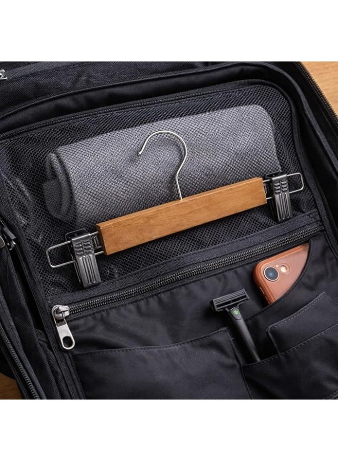 علاقة ملابس خشبية بمشبك وخطافات معدنية متينة، قابلة للتعديل، مناسبة للتنانير والسراويل والأوشحة، لتخزين الملابس، متينة، بلمسة نهائية طبيعية، موفرة للمساحة، ومنظم خزانة ملابس. - Image 5