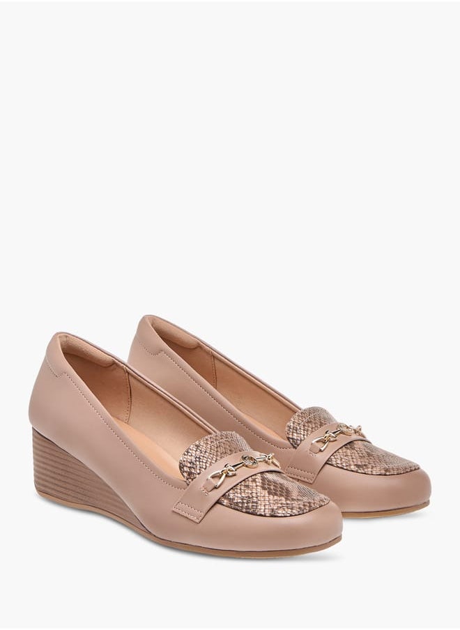 Le Confort Womens Textured Loafers With Wedge Heels  - Image 2