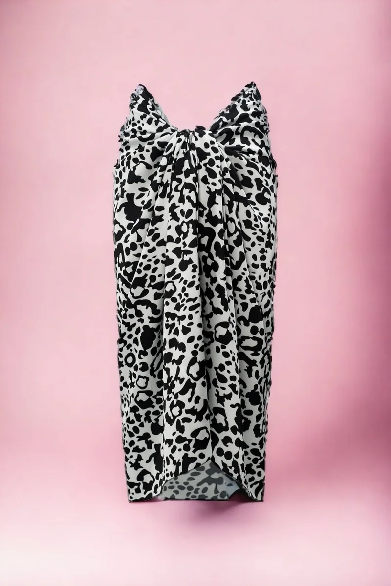بيستور Black and White Leopard Patterned Long Pareo Satin Women's Beach Dress New Season