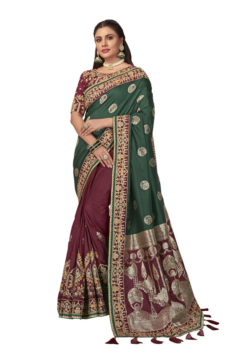 MANOHARI Banarasi Silk Woven Saree With Heavy Embroidery Blouse Piece_Mn1876 - Women, Green - Image 1