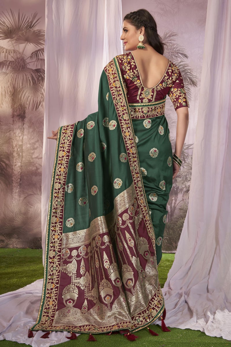 MANOHARI Banarasi Silk Woven Saree With Heavy Embroidery Blouse Piece_Mn1876 - Women, Green - Image 3