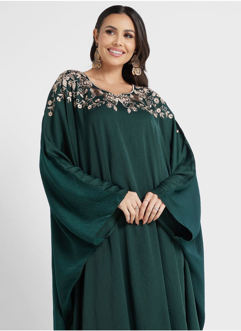 hayas closet - Embroidered Flared sleeve Jalabiya - Image 1
