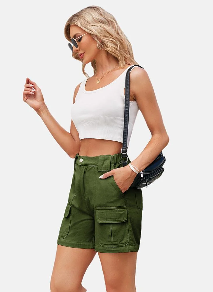 YUNIQEE Green Mid Rise Plain Slim Fit Shorts