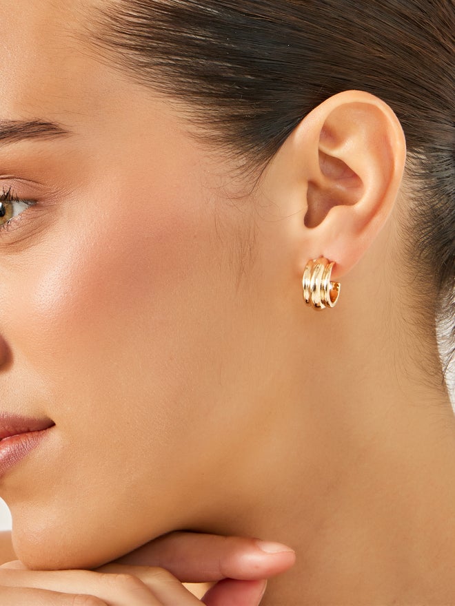 Styli Styli Hoop Earrings  - Image 2