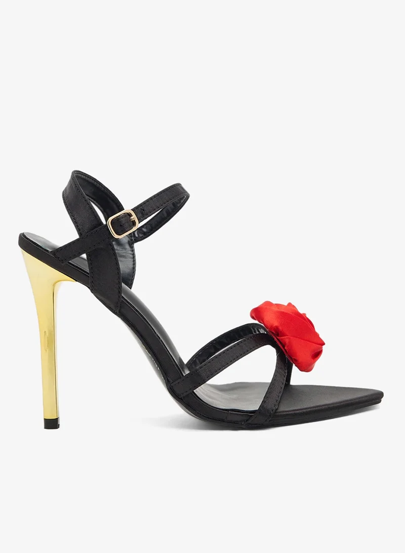 جينجر صندل بكعب مزين بالزهور