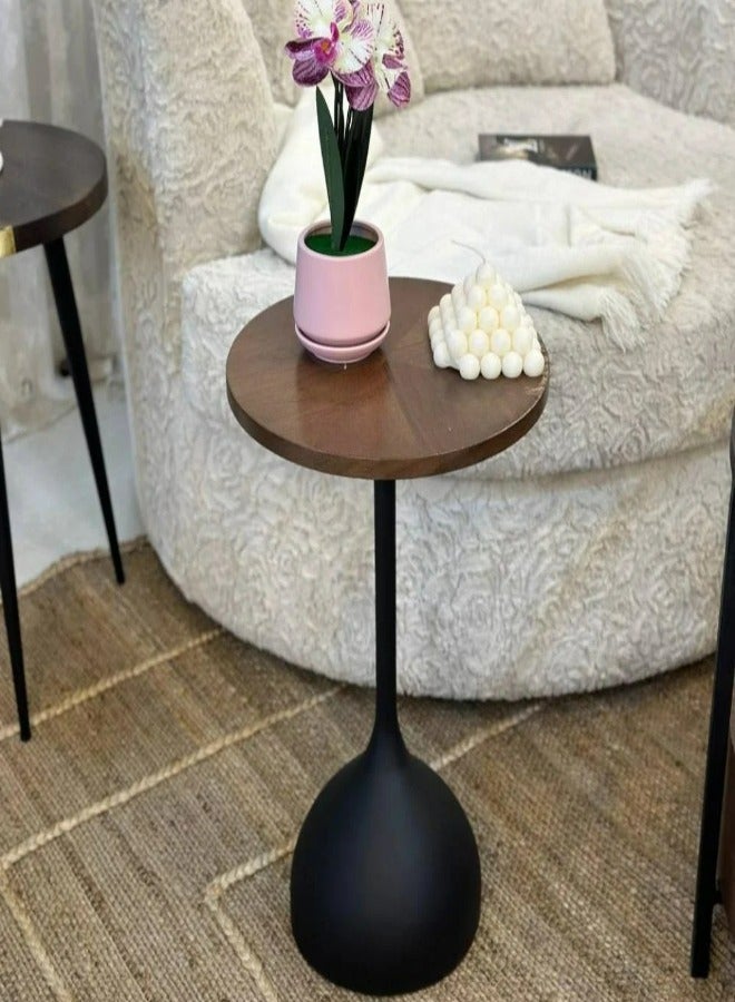 hodge Side table