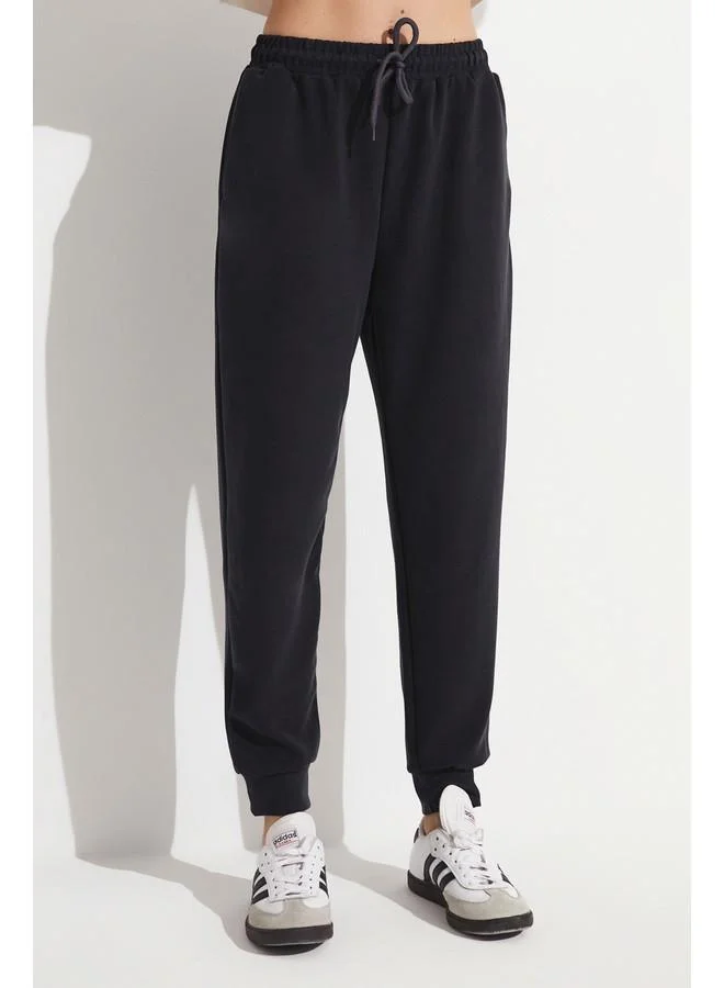 JUNE June Women Modal Blend Relaxed Fit Basic Jogger Sweatpant Anthracite