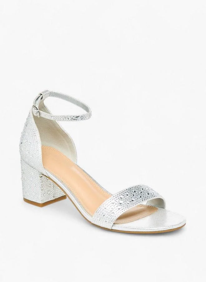 سيليست صنادل نسائية بكعب عريض مزينة بإبزيم